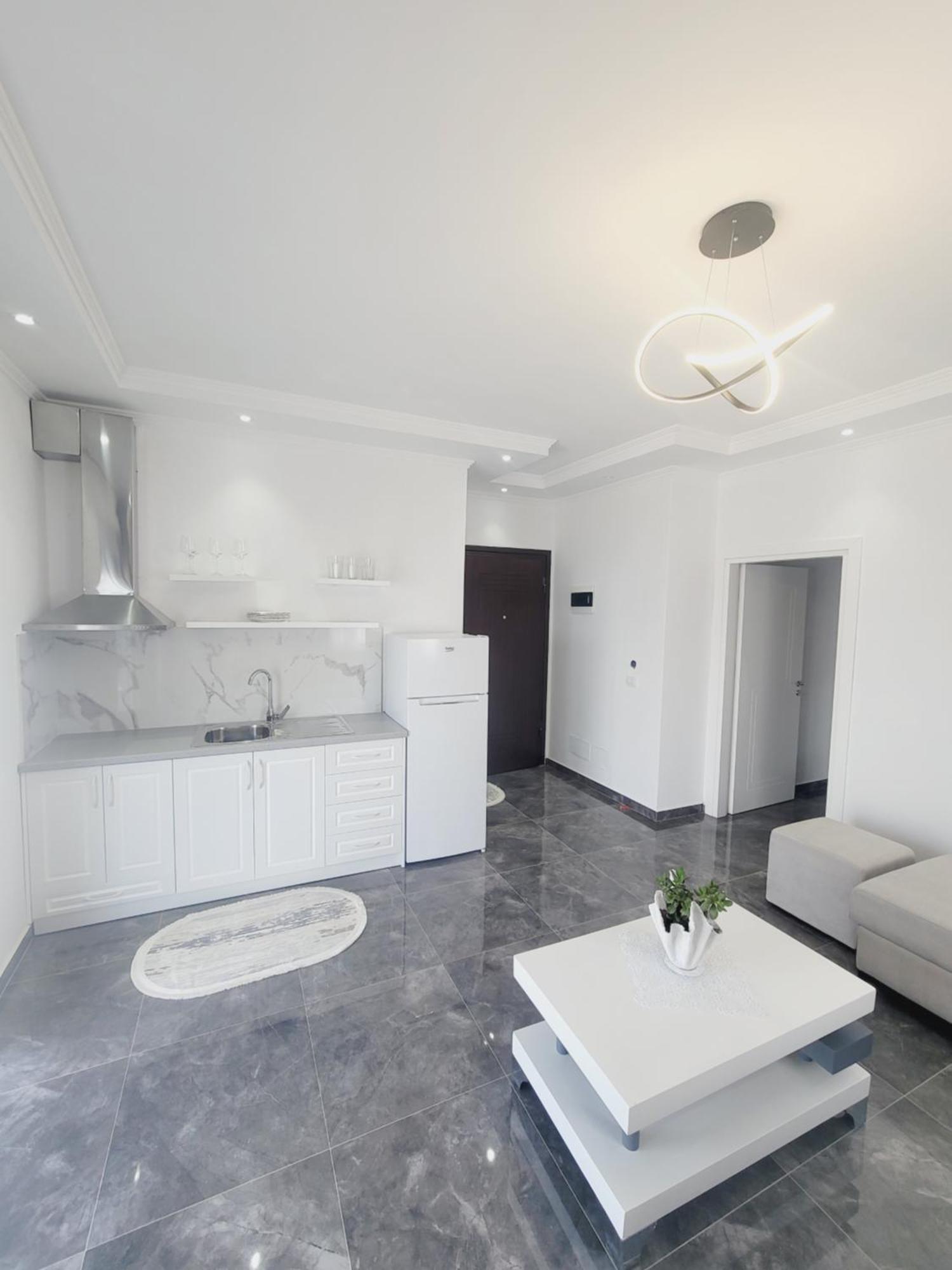 Apartament Makla *